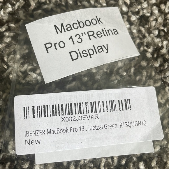 MACBOOK CASE, NWT - Picture 6 of 6